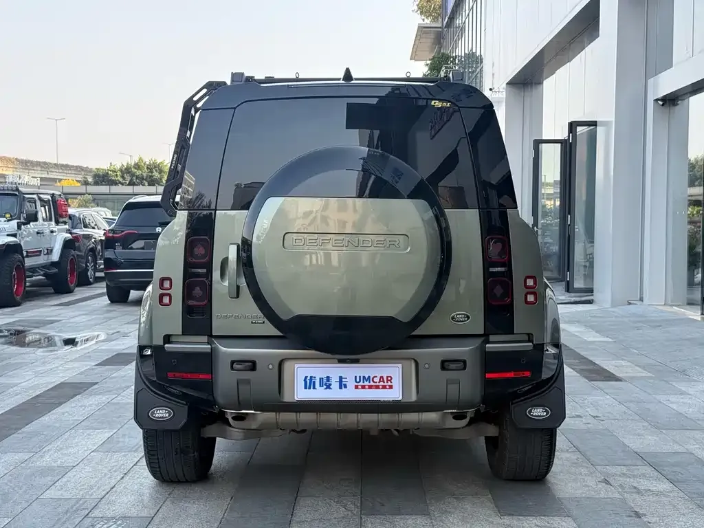 Land Rover Defender — фото 8