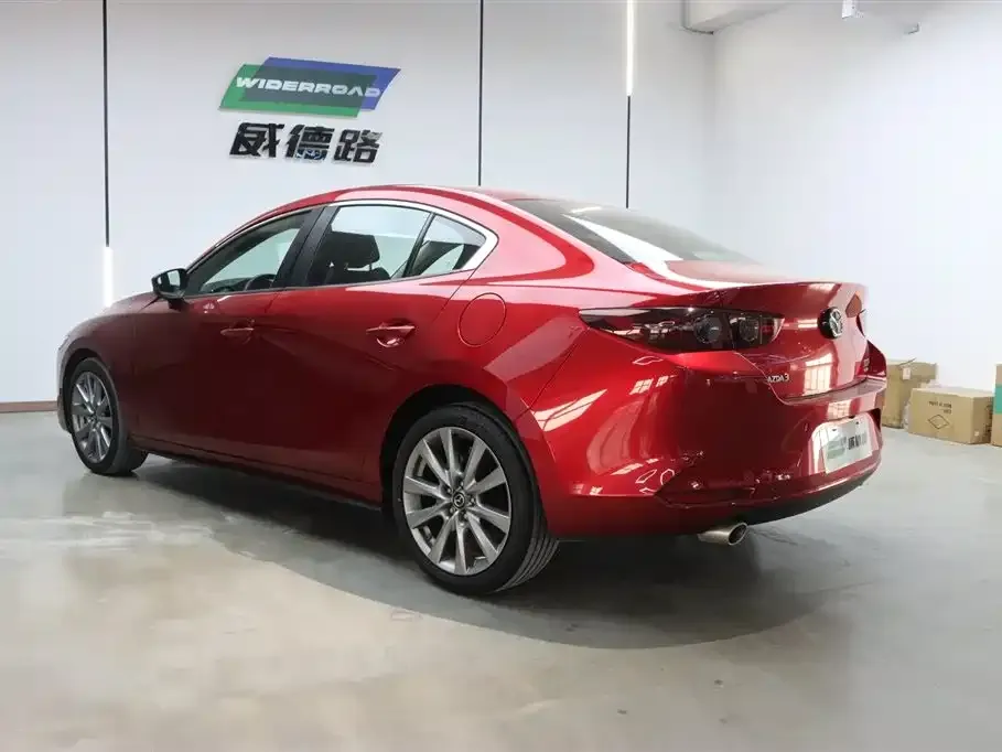 Mazda 3 Axela — фото 2