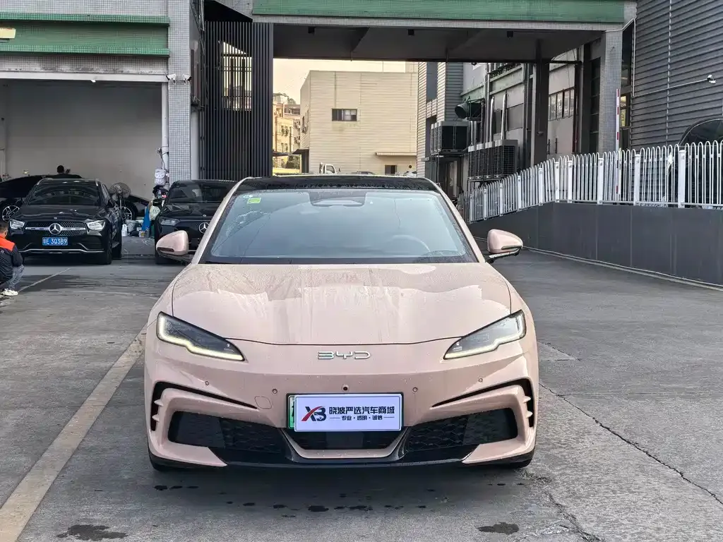 BYD Seal 06GT — фото 7