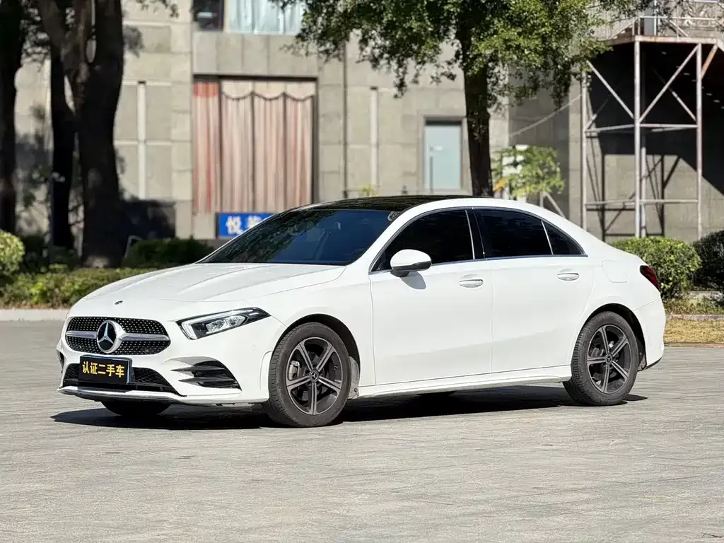Mercedes-Benz A-Class — фото 1