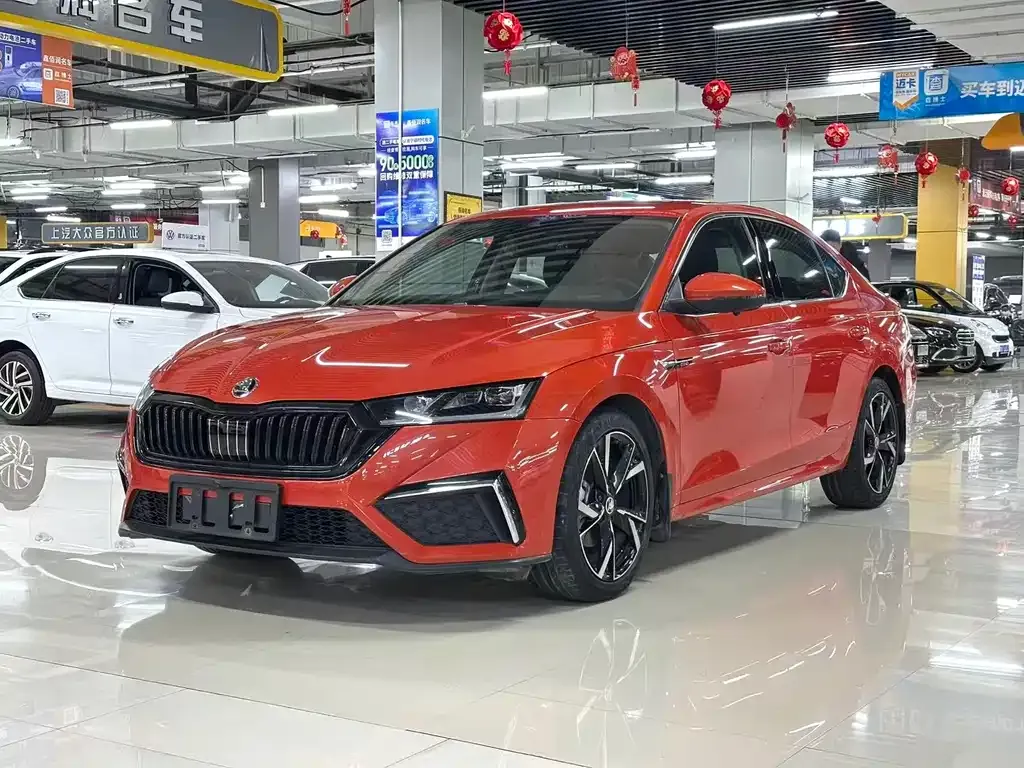 Skoda Octavia — фото 1