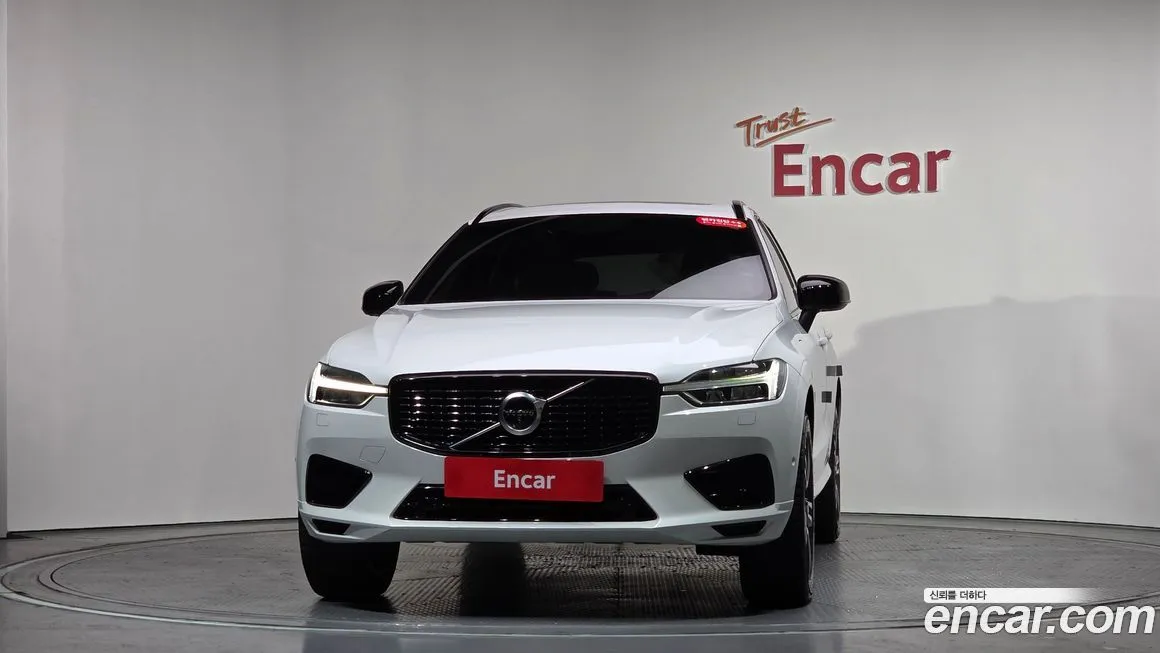 Volvo XC60 — фото 2