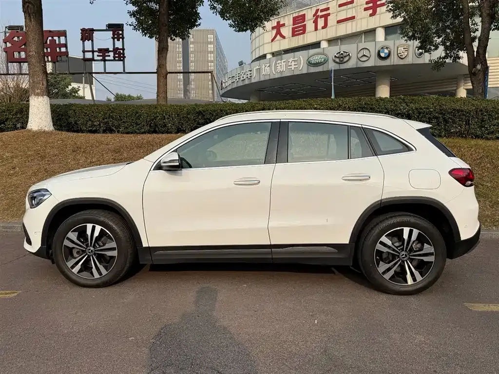 Mercedes-Benz GLA — фото 9
