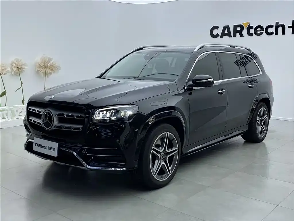 Mercedes-Benz GLS — фото 1