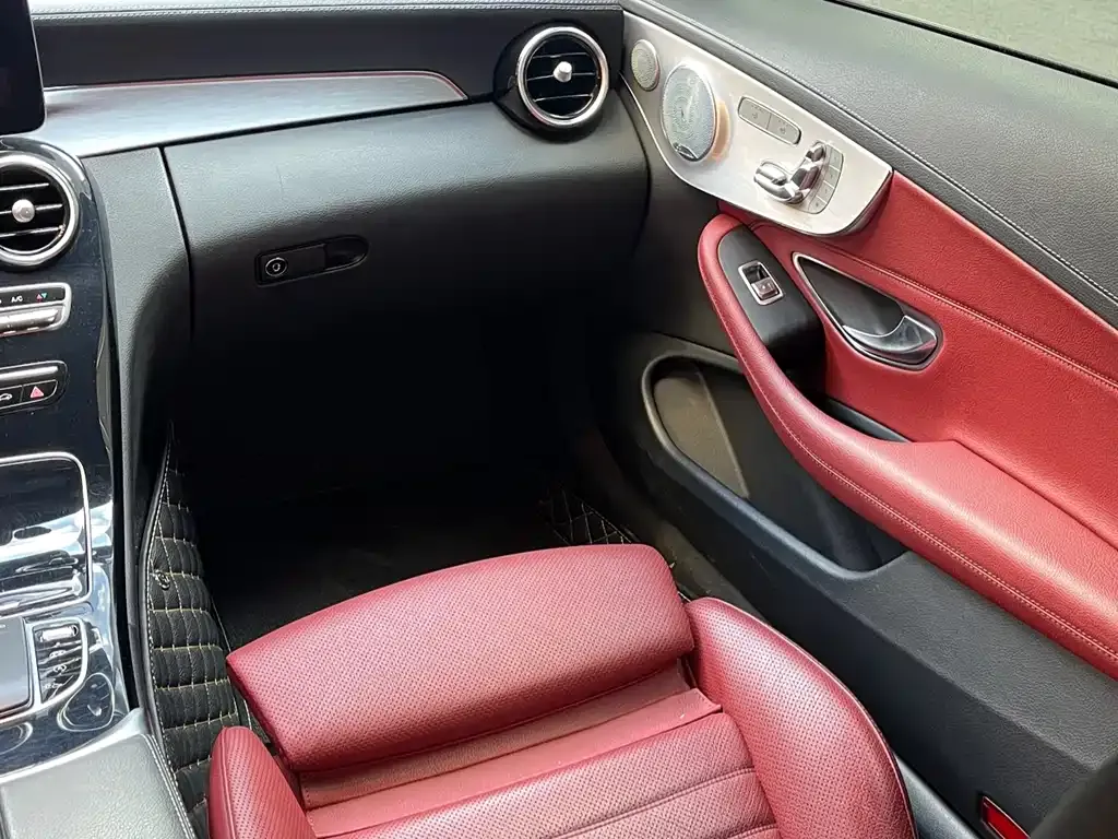 Mercedes-Benz C-Class AMG — фото 4