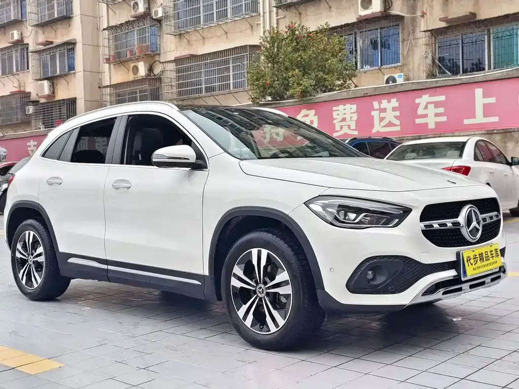 Mercedes-Benz GLA — фото 4