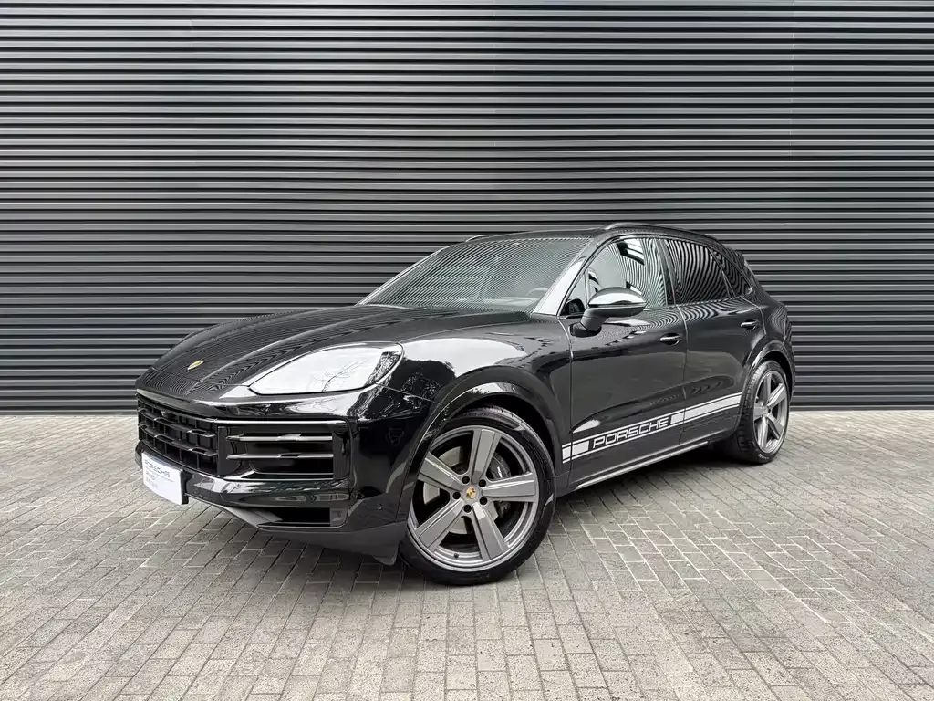 Porsche Cayenne — фото 1