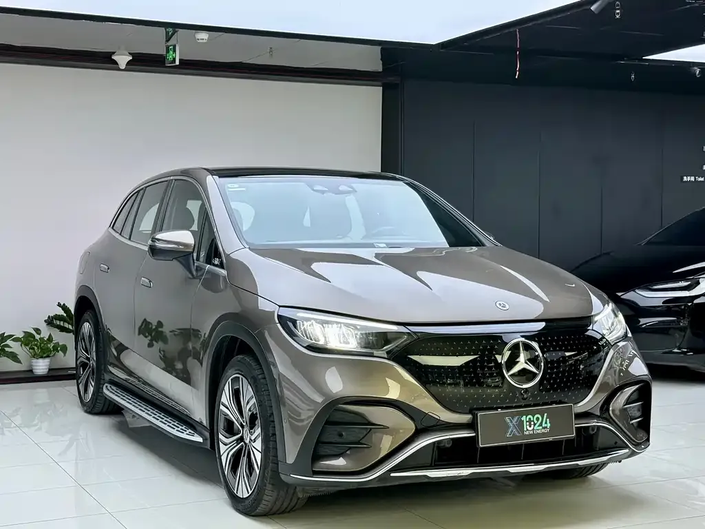 Mercedes-Benz EQE SUV — фото 2
