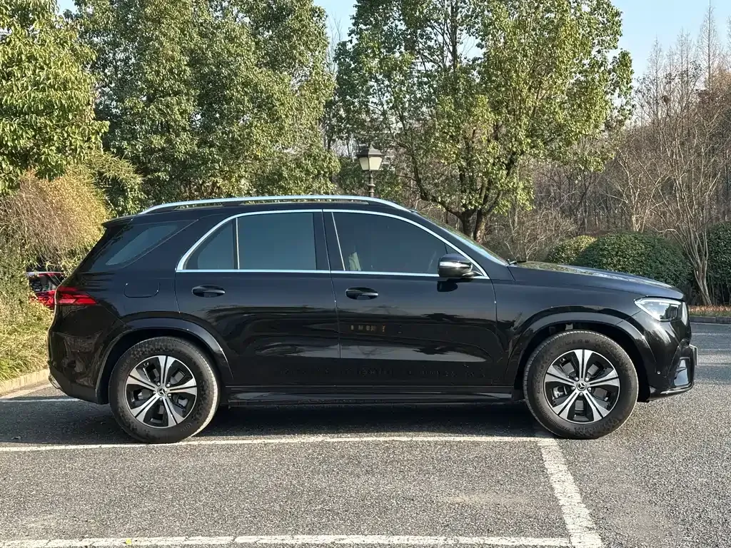 Mercedes-Benz GLE — фото 6