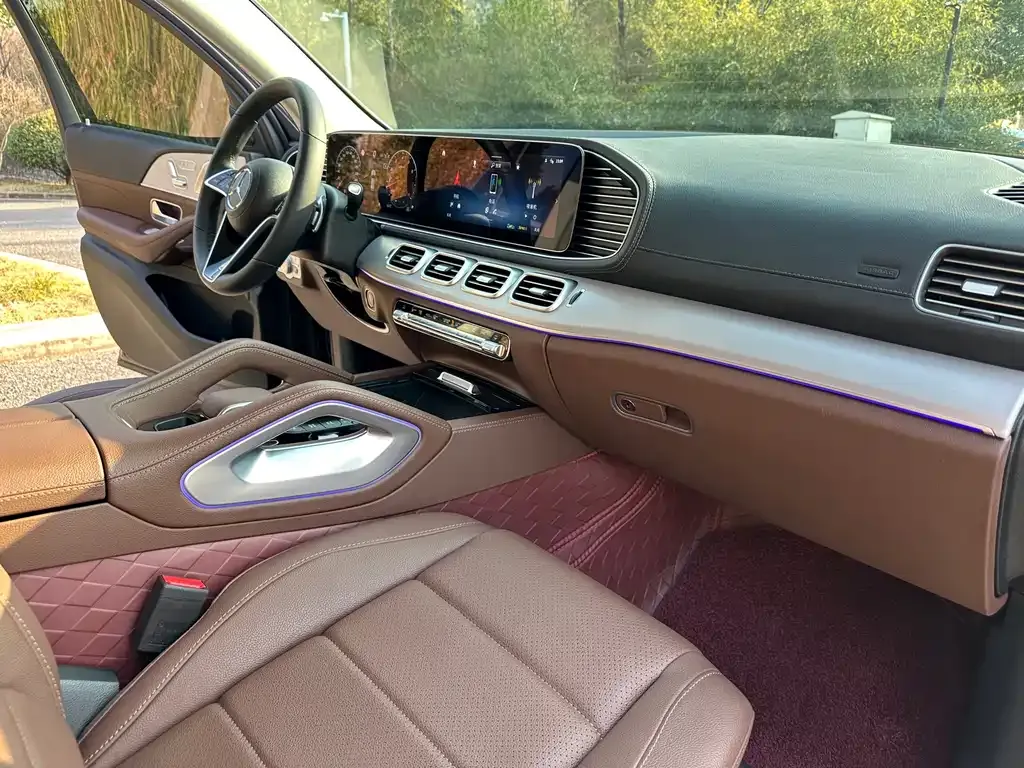 Mercedes-Benz GLE — фото 9
