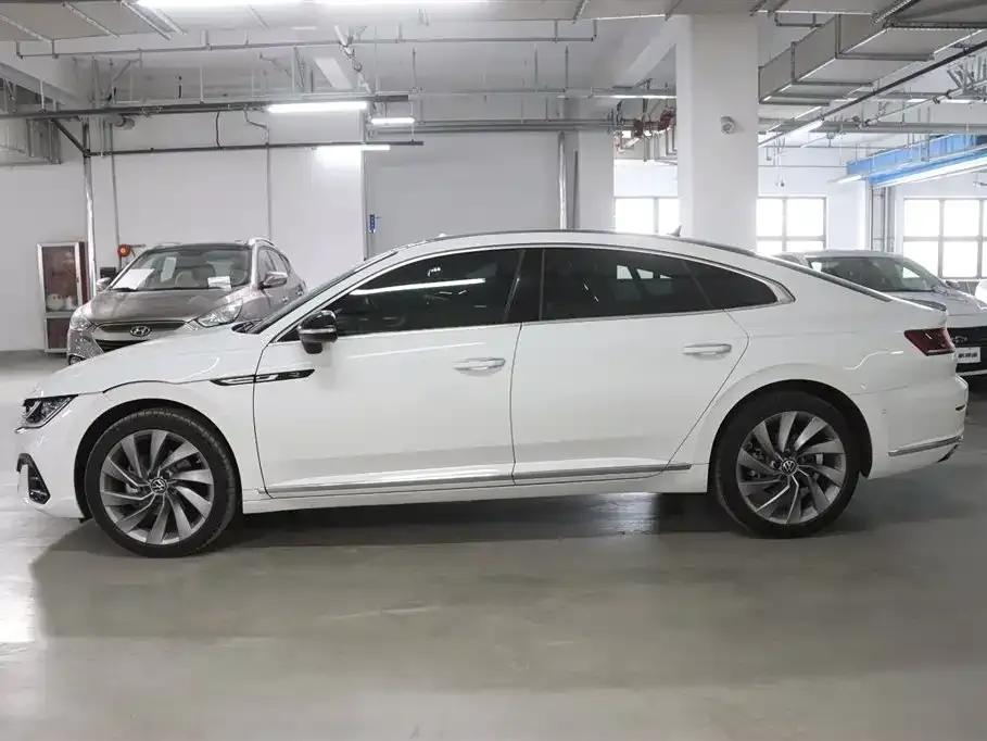 Volkswagen CC — фото 3