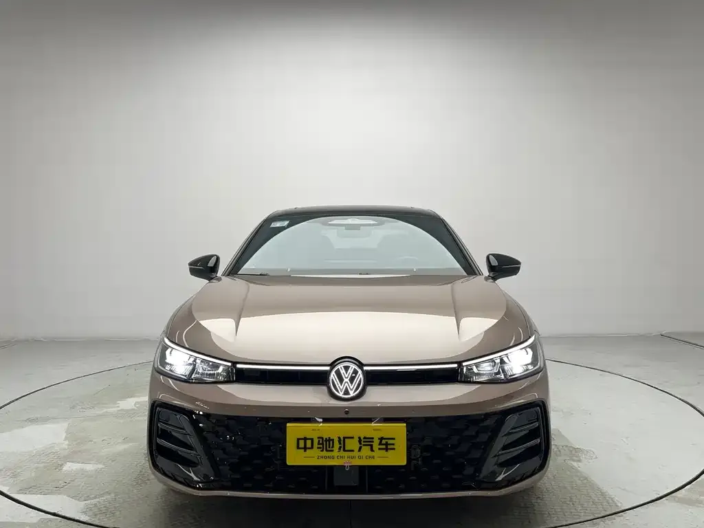 Volkswagen Passat — фото 5