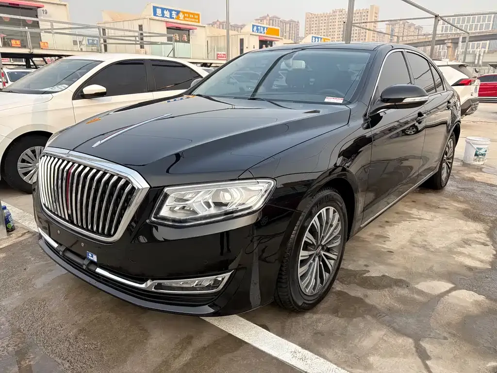 Hongqi H7 — фото 1