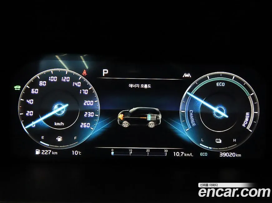 Kia Sorento — фото 9