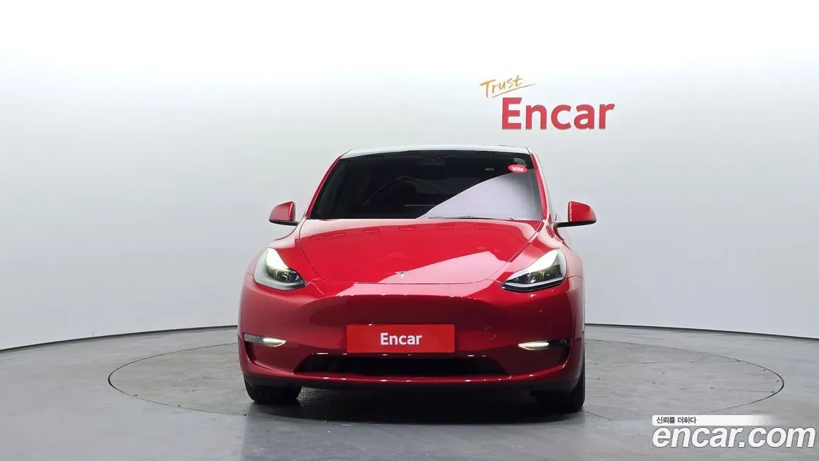Tesla Model Y — фото 6