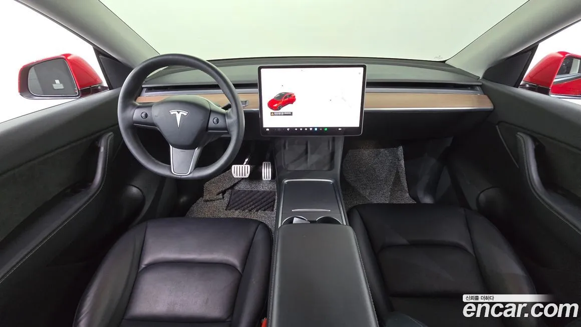 Tesla Model Y — фото 9