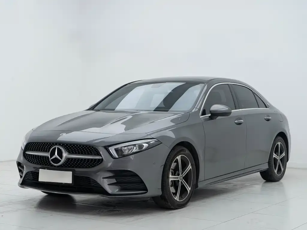 Mercedes-Benz A-Class — фото 1