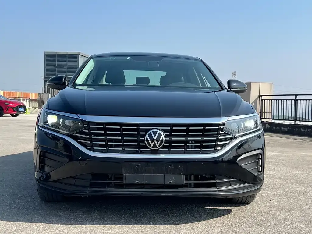 Volkswagen Passat — фото 6
