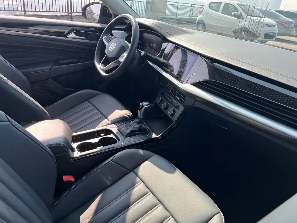 Volkswagen Passat — фото 2
