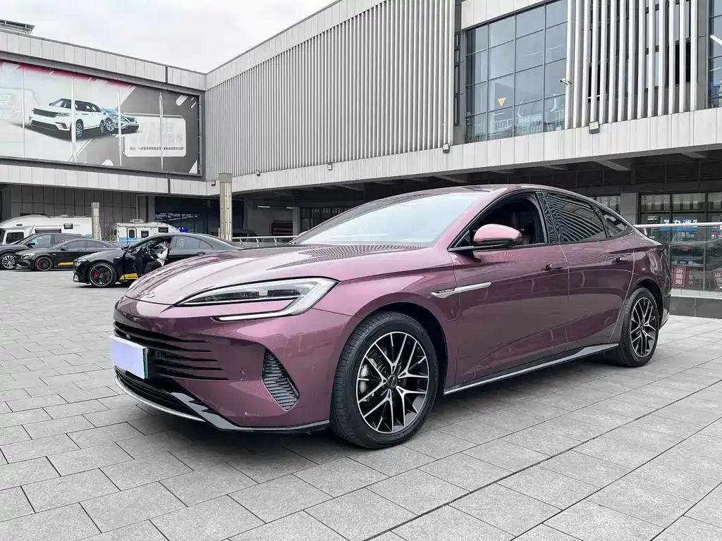 BYD Seal — фото 1