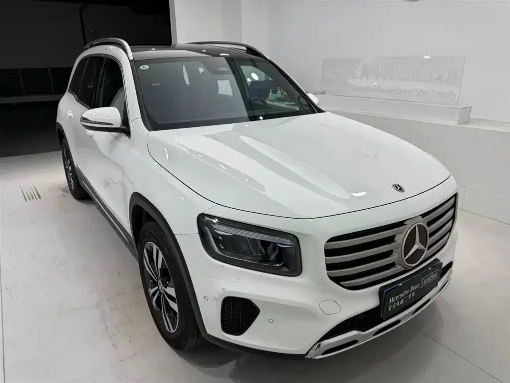 Mercedes-Benz GLB — фото 10