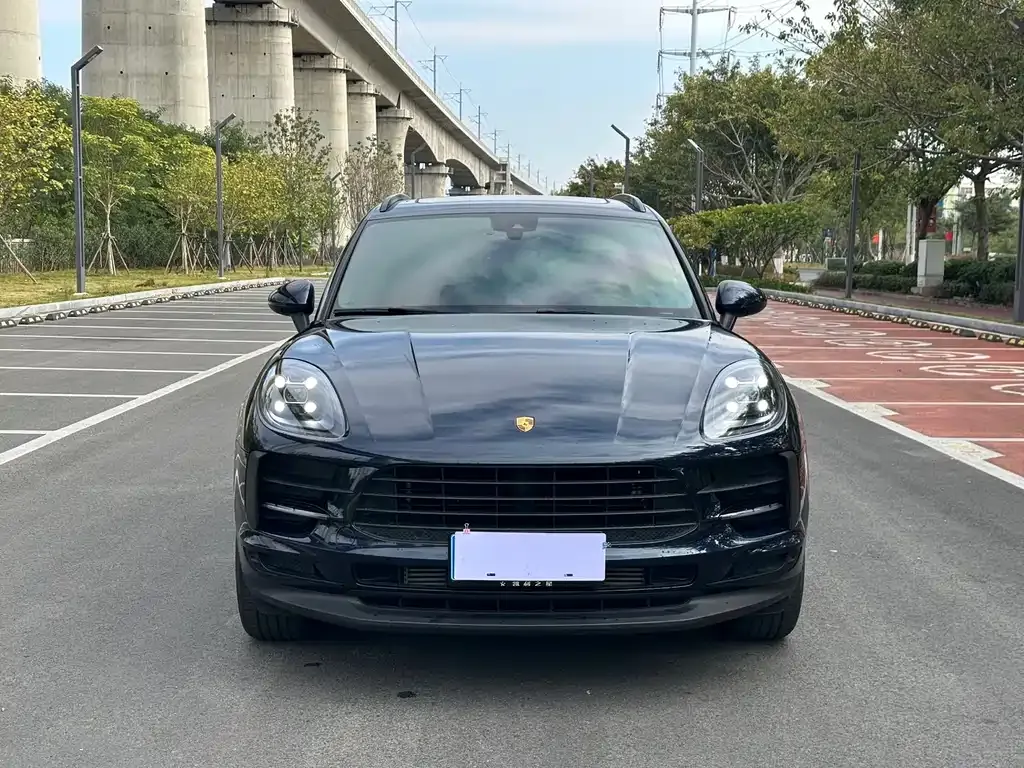 Porsche Macan — фото 8