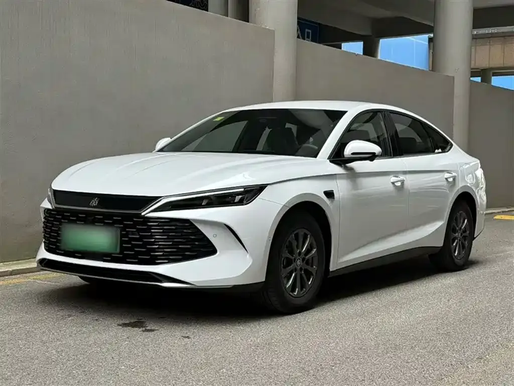 BYD Qin L — фото 8