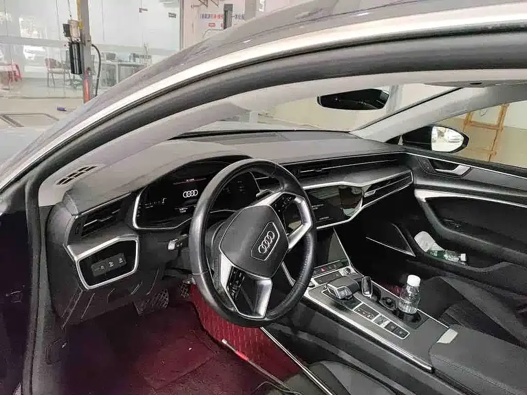 Audi A7 — фото 2