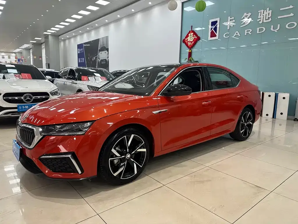 Skoda Octavia — фото 3