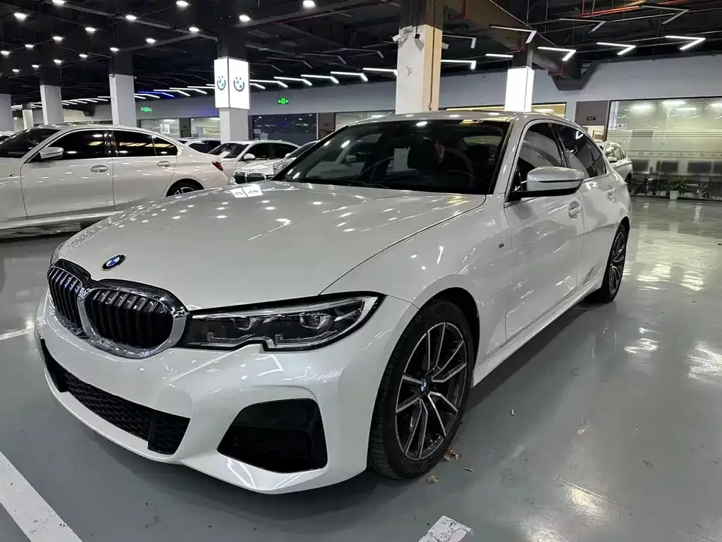BMW 3 Series — фото 1