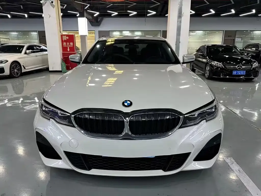 BMW 3 Series — фото 10