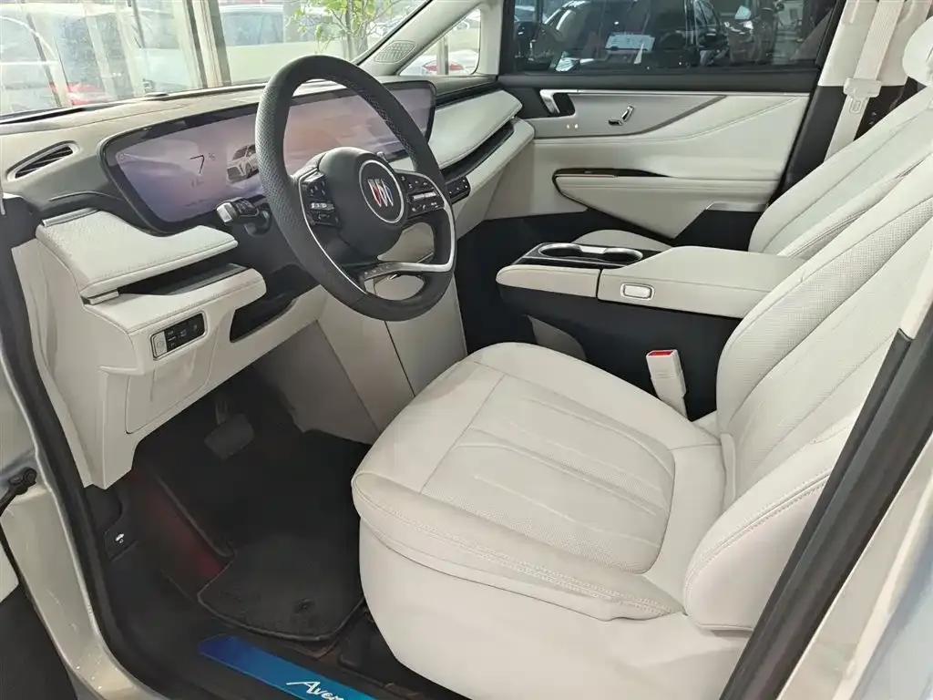 Buick GL8 Hybrid — фото 5