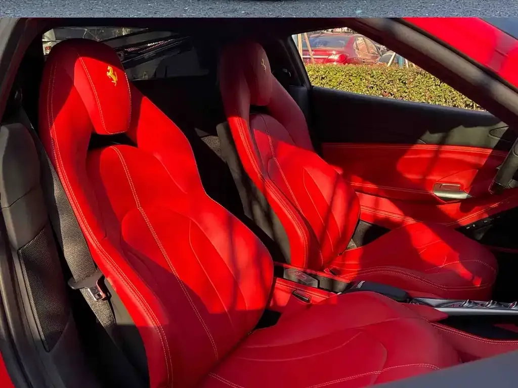 Ferrari F8 — фото 3
