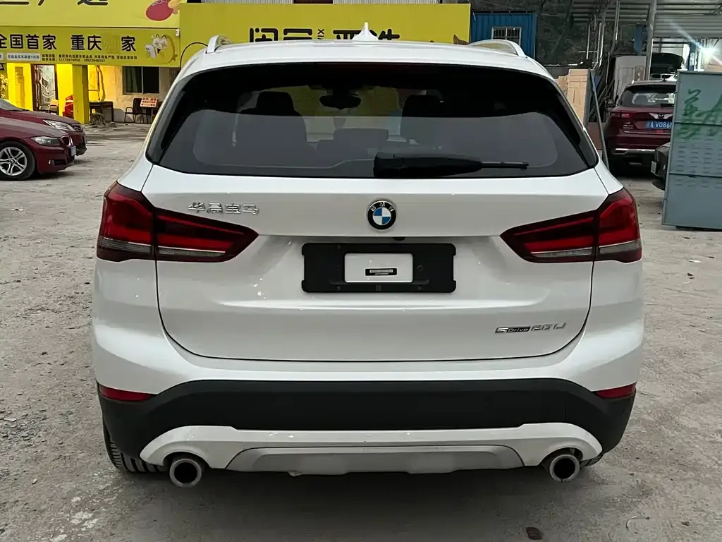 BMW X1 — фото 2