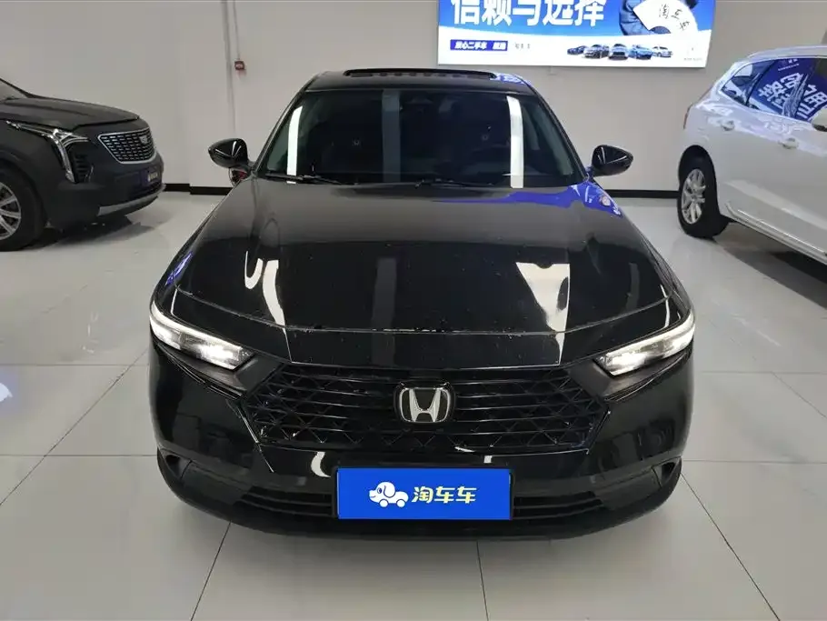 Honda Accord — фото 9