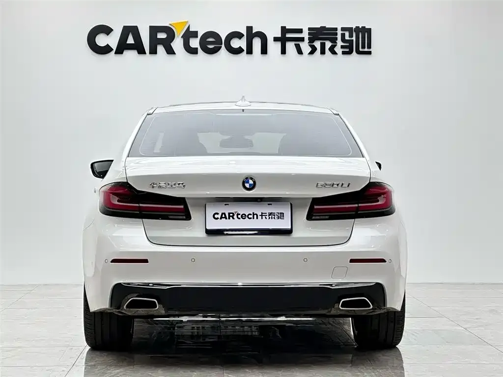 BMW 5 Series — фото 5