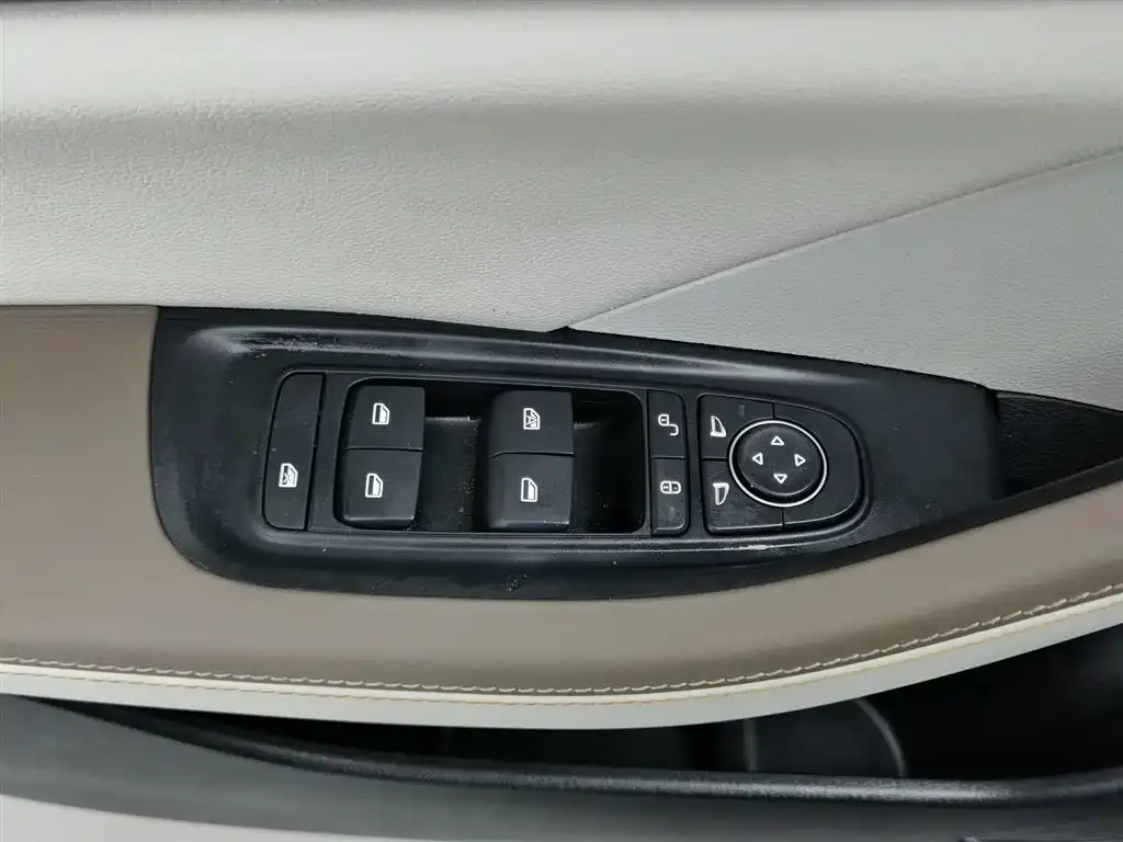 BYD Qin PLUS — фото 9