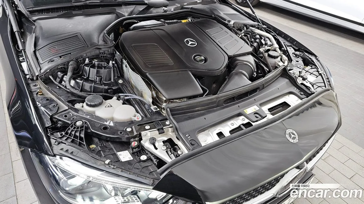 Mercedes-Benz C-Class — фото 10