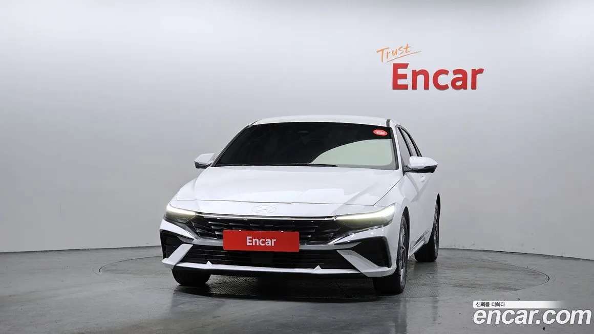 Hyundai AVANTE — фото 2