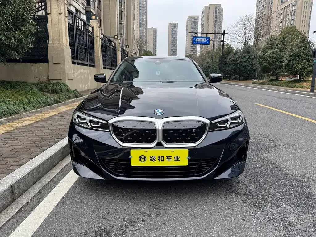 BMW i3 — фото 6