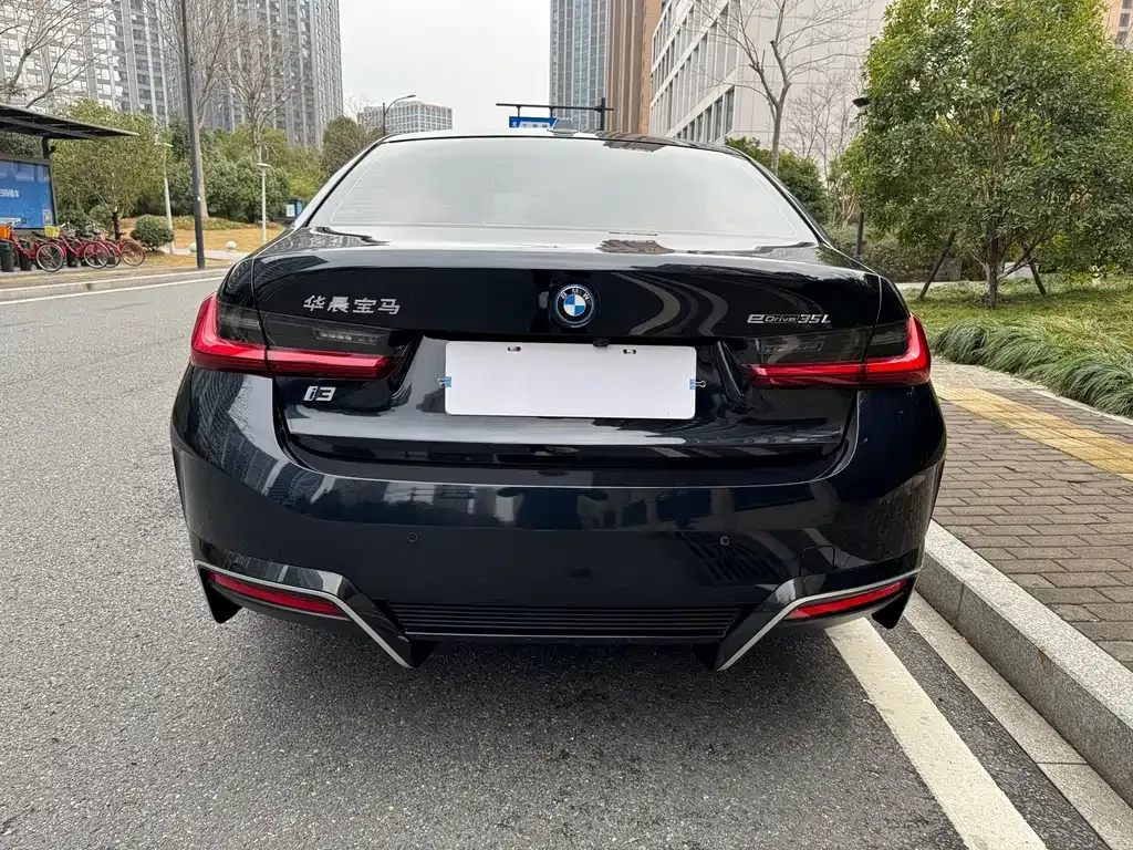 BMW i3 — фото 7