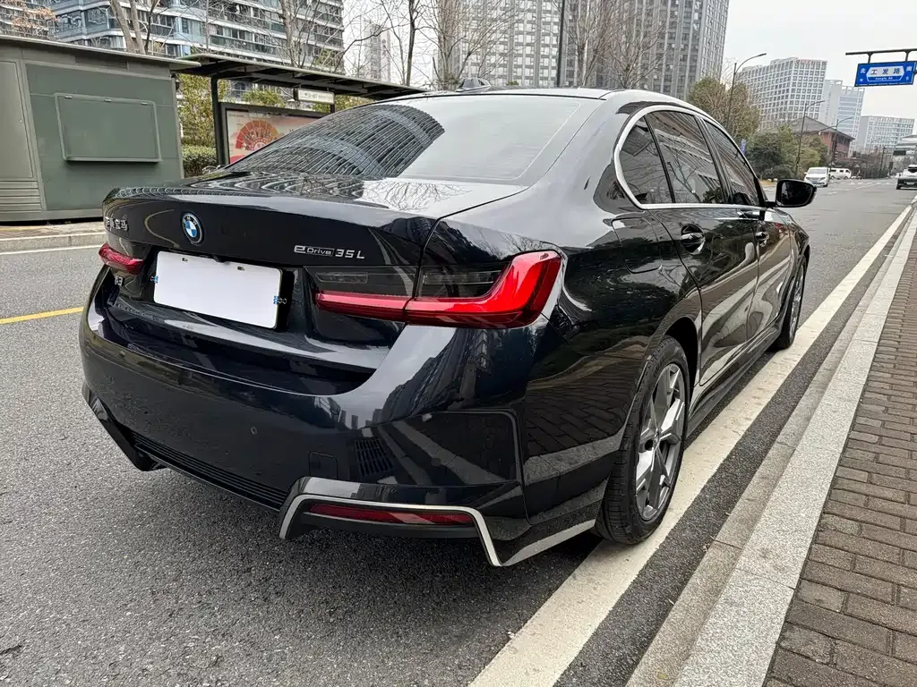 BMW i3 — фото 9