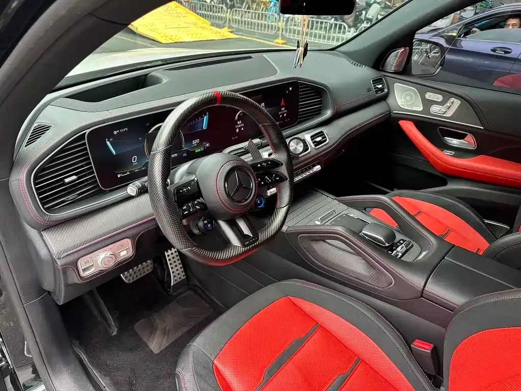 Mercedes-Benz GLE AMG — фото 10
