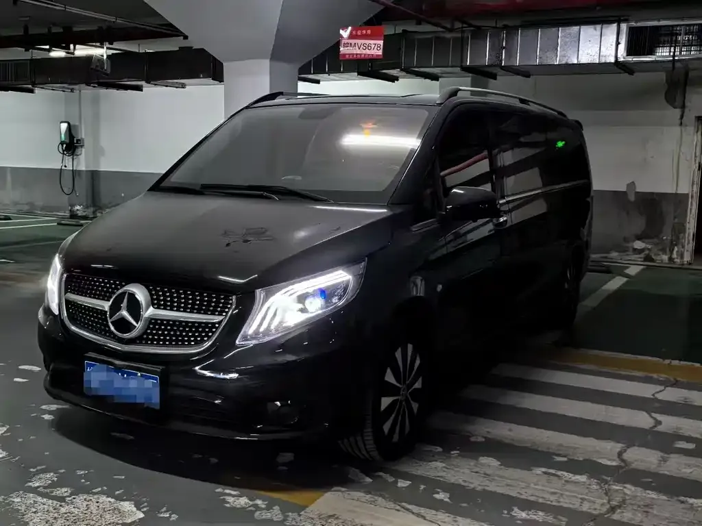 Mercedes-Benz Vito — фото 1