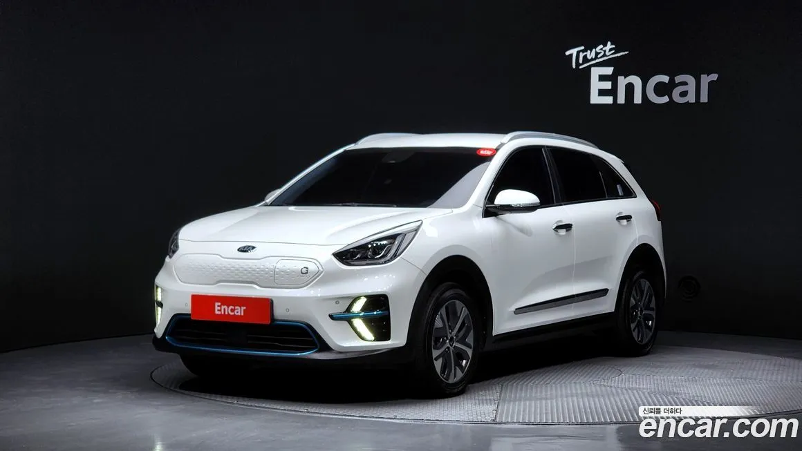 Kia Niro — фото 1