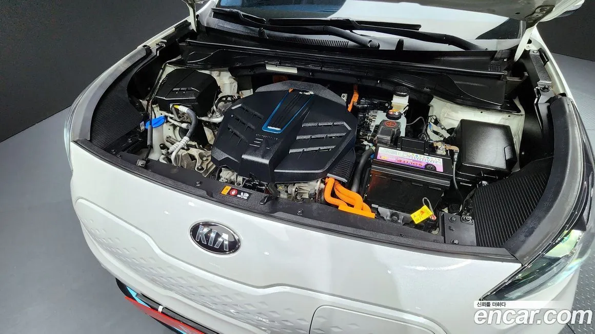 Kia Niro — фото 10