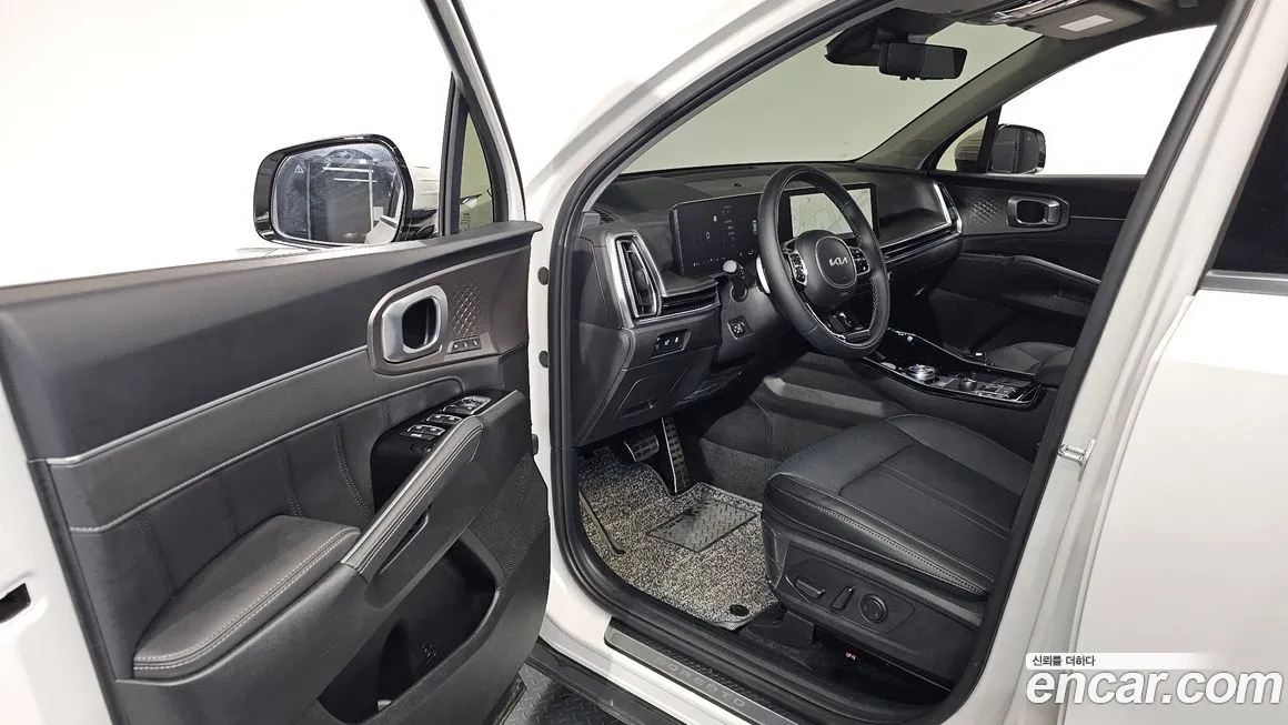 Kia Sorento — фото 10
