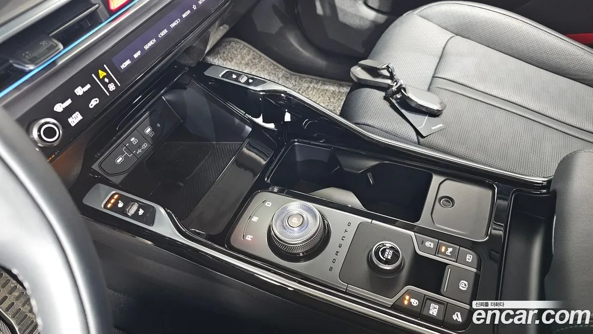 Kia Sorento — фото 9