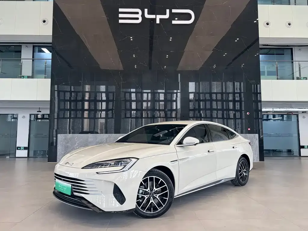 BYD Seal 07 DM-i — фото 1