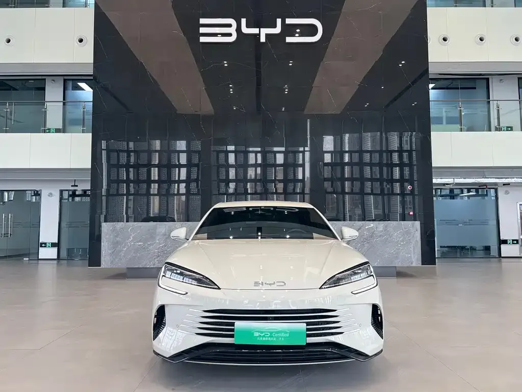 BYD Seal 07 DM-i — фото 7